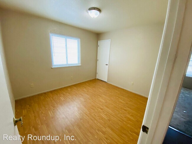 Building Photo - 3 br, 2 bath House - 8241 Cashel Way