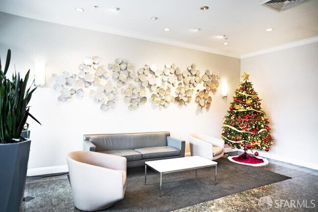 Building Photo - 140 Van Ness Ave