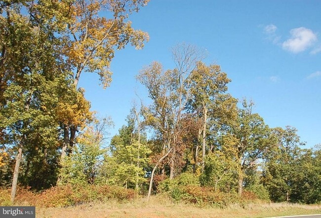 Building Photo - 43975 Eastgate View Drive