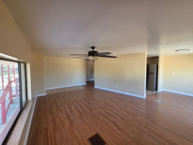 Building Photo - Queen Creek 3 bed / 2 bath on just under 5 Acres with private well! No HOA!