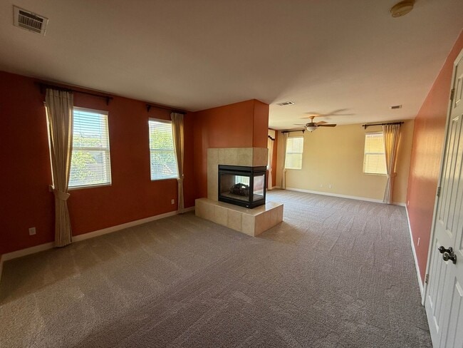 Building Photo - Luxury 5 Bedroom, 4.5 Bath Home in Otay Ra...