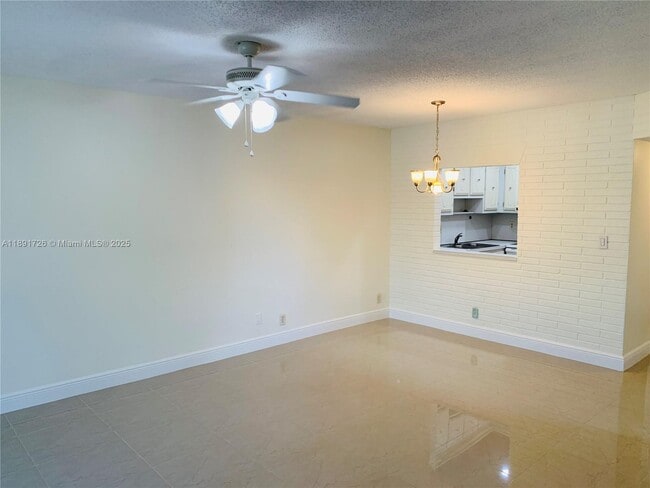 Building Photo - 251 S Cypress Rd