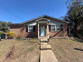 Building Photo - 513 W 7th Ave