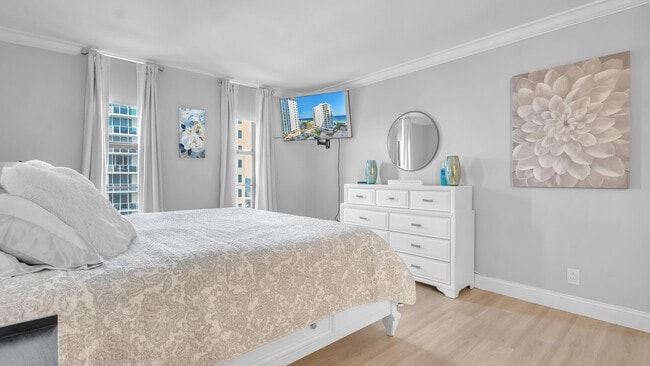 Building Photo - 1000 S Ocean Blvd