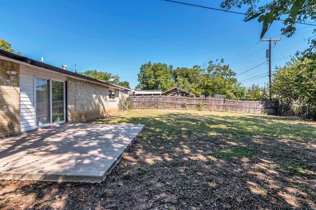 Building Photo - 1314 La Fiesta Dr