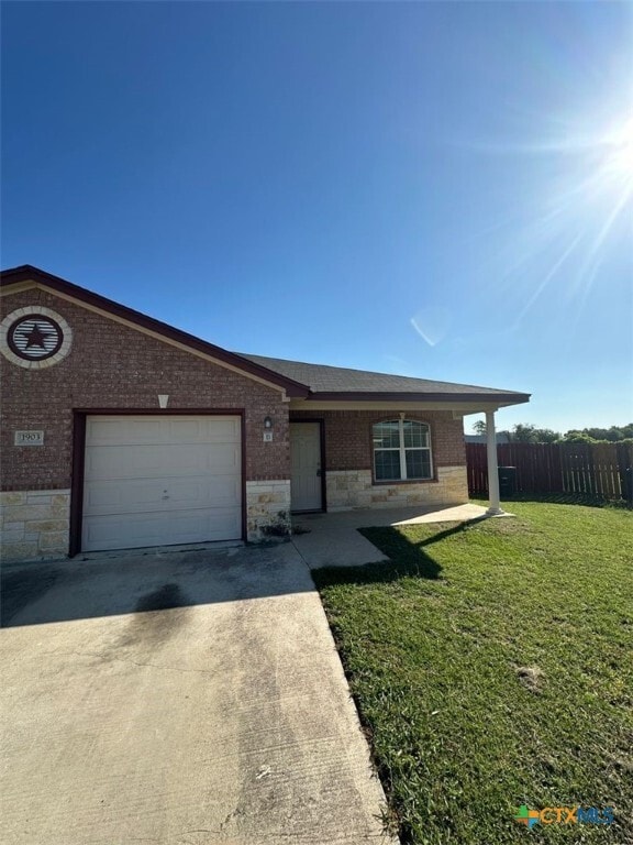 Building Photo - 1903 Elms Run Ct