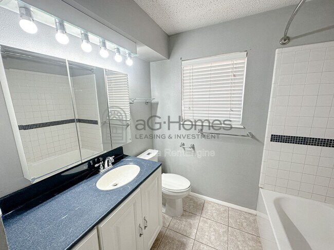 Building Photo - 7609 NW 28th St