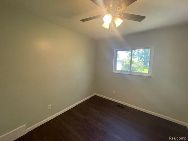 Building Photo - 27144 Shelbourne Dr