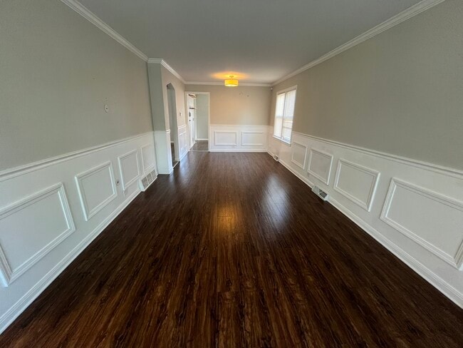 Building Photo - 15532 Gouwens Ln