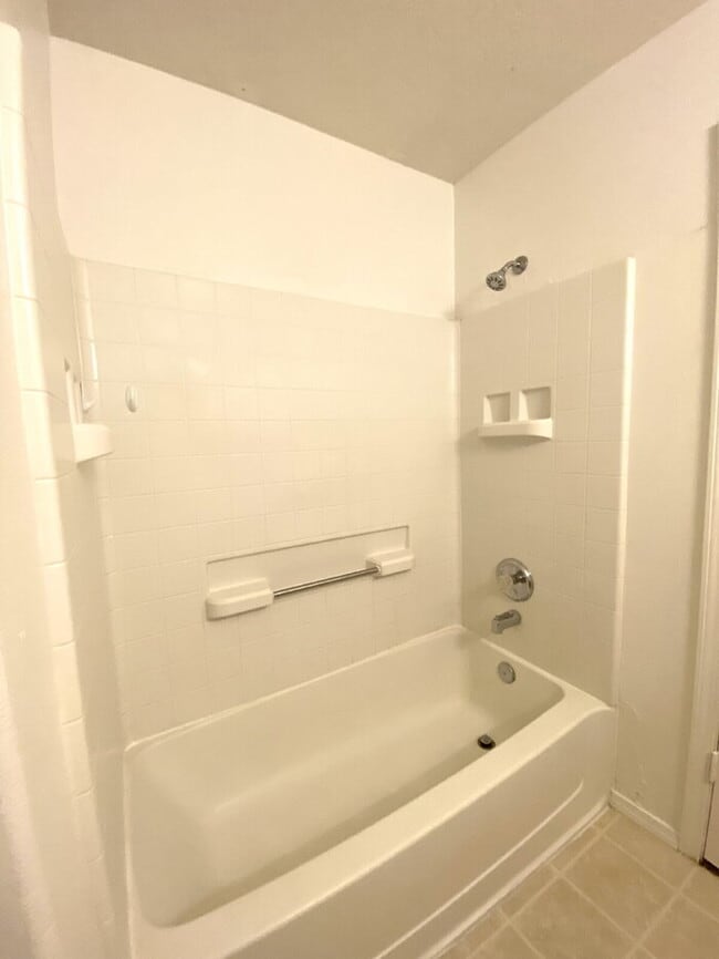 Building Photo - 3BR/2Bath in Rio Rancho