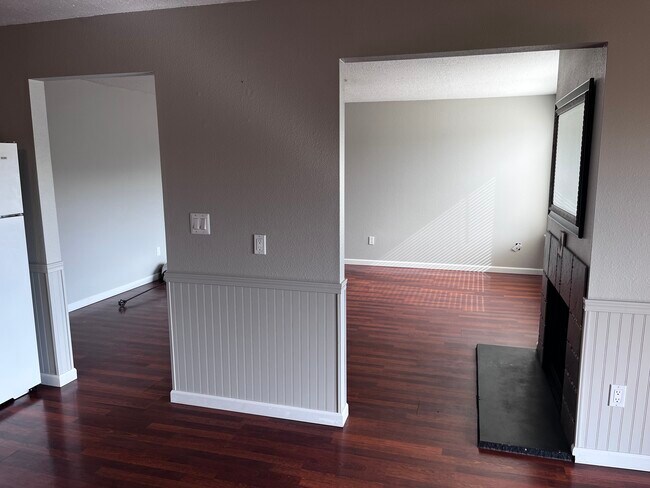 Building Photo - 303 Gage Blvd