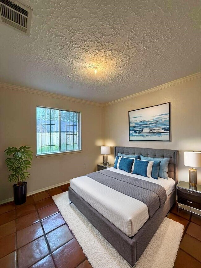 Building Photo - 22538 Market Square Ln