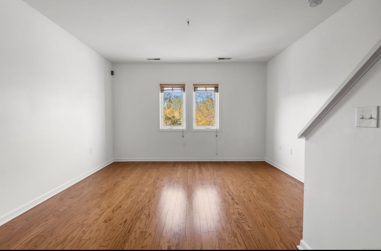 Building Photo - 2660 North Ave