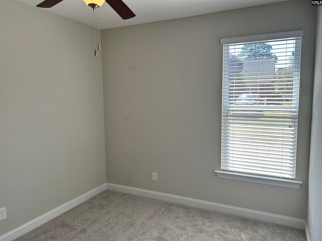 Building Photo - 905 Layton Way