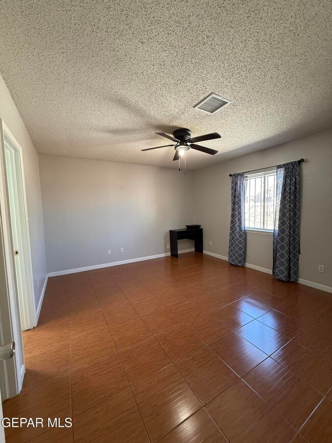 Building Photo - 11797 Imperial Gem Ave