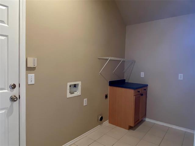 Building Photo - 9900 Buckingham Ln