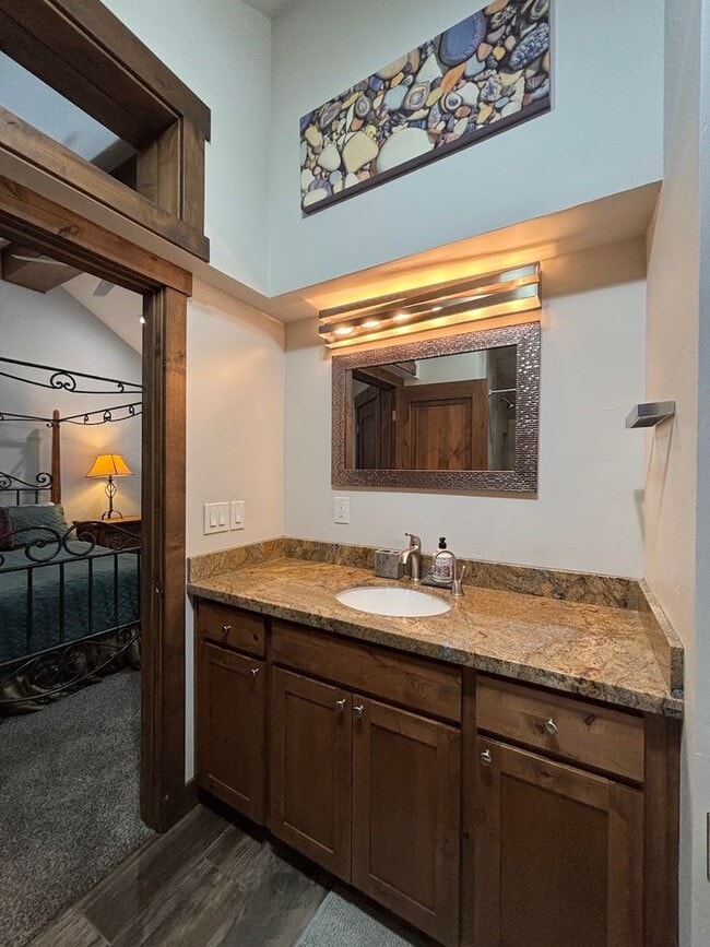 Building Photo - Beautiful Lake Tahoe 3 bedroom condo!