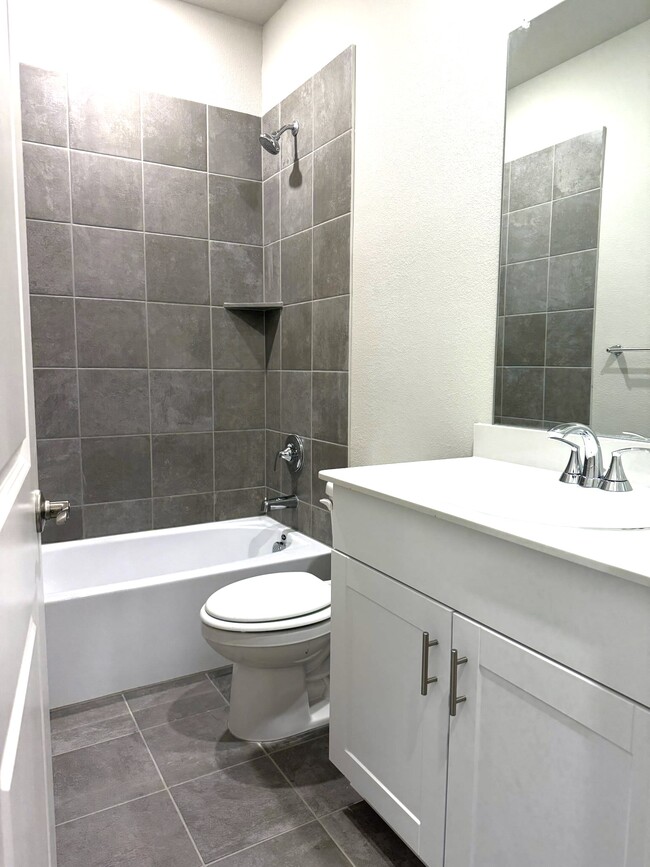 Building Photo - 3915 Marble Fls Dr