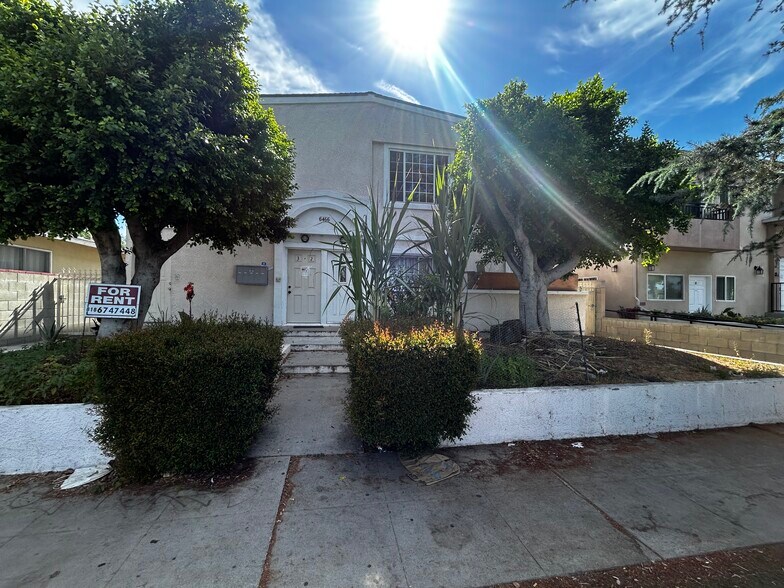 Building Photo - 6466 Balboa Blvd
