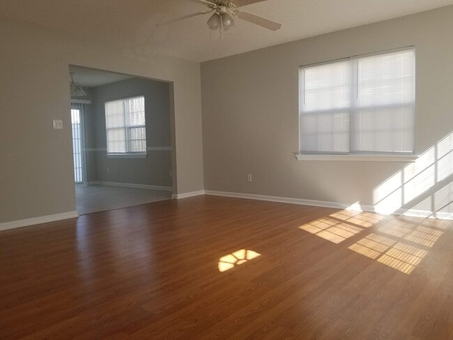 Building Photo - 23 Pirates Cove Dr