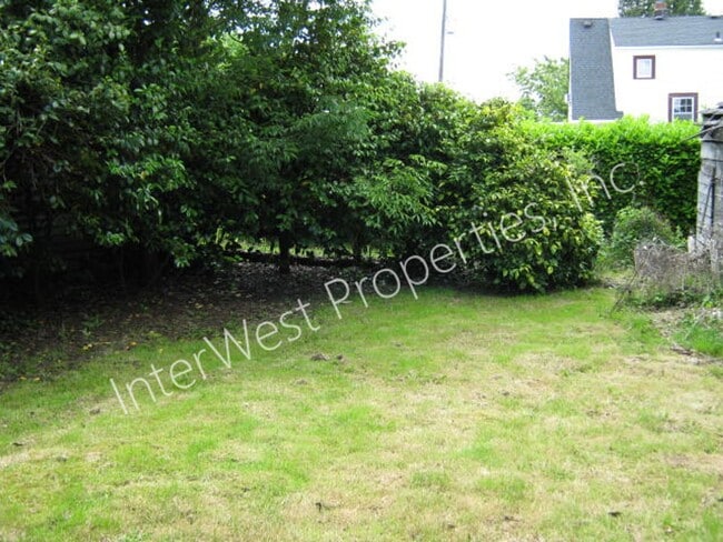 Building Photo - 2 Bedroom Home in the Alberta area with To...