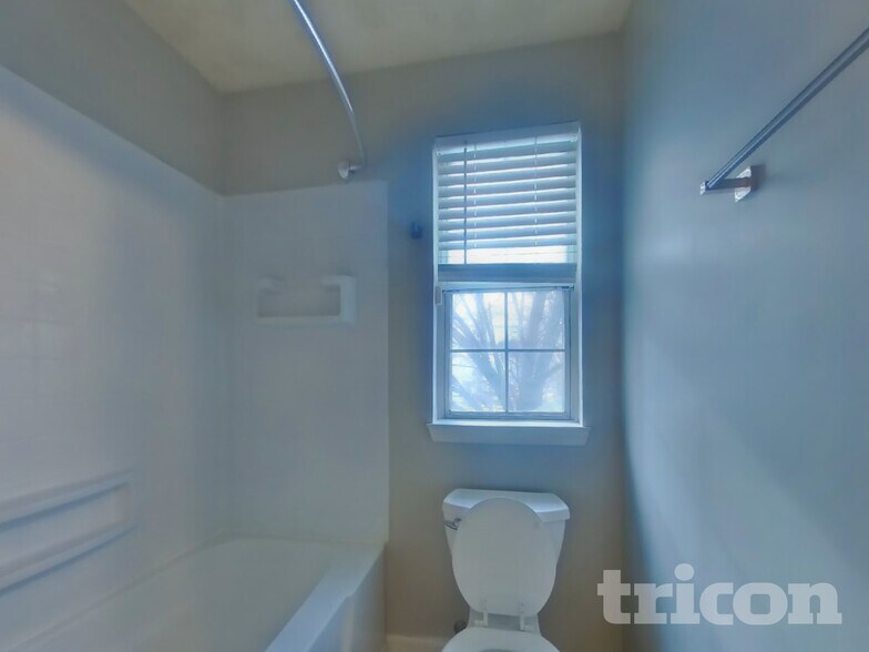 Building Photo - 4036 Broadbill Cir