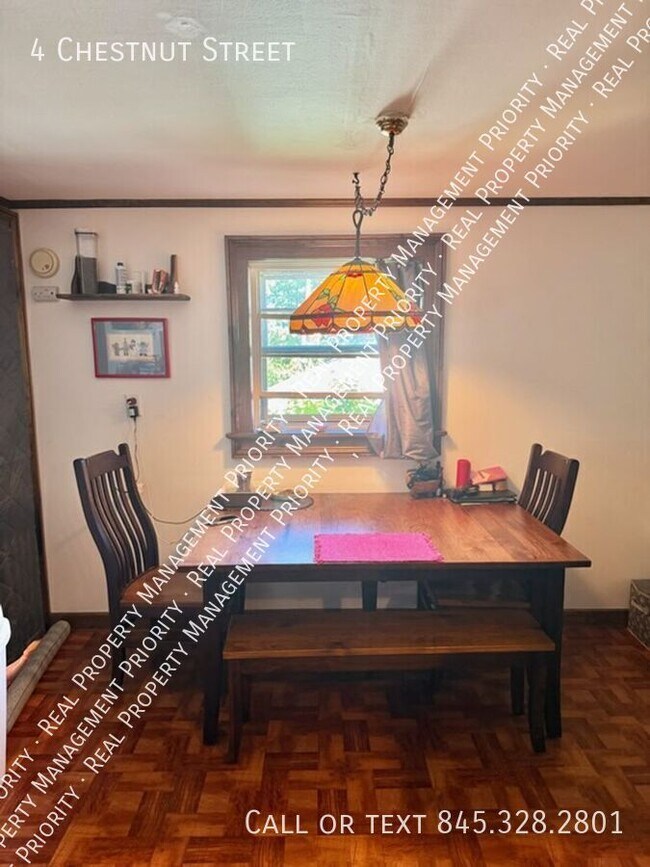 Building Photo - 4 Chesnut Street-