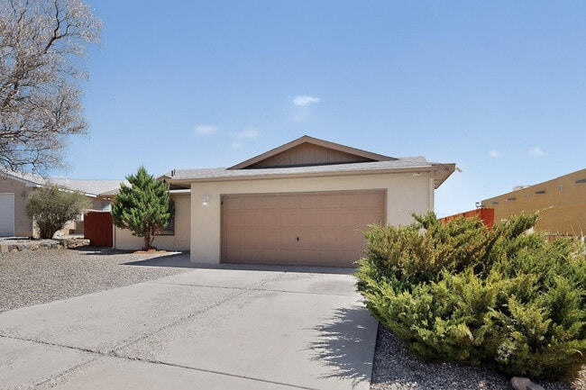 Building Photo - 16 Sheba Pl