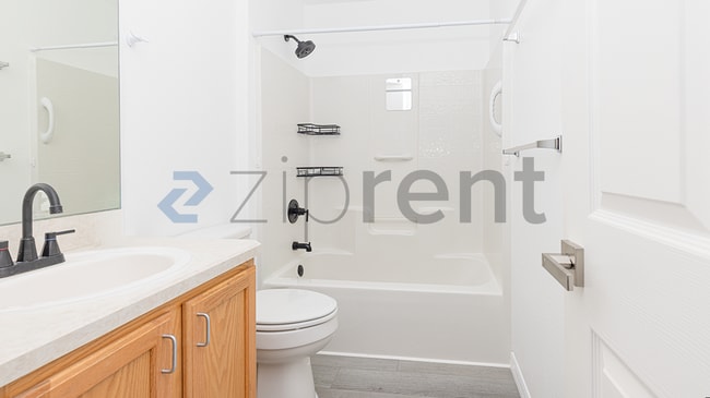 Building Photo - 510 Heather Hill Blvd