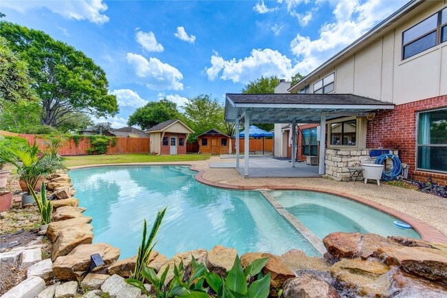 Building Photo - 3310 Little Farms Ct