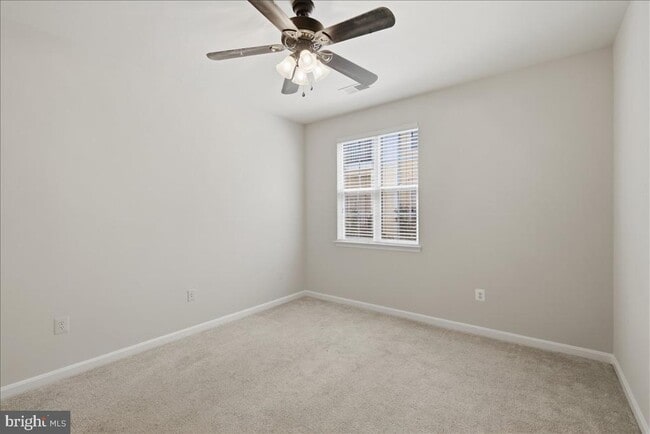 Building Photo - 21228 McFadden Square