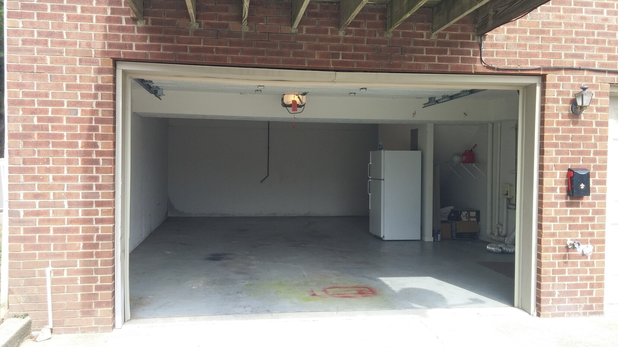 Building Photo - 125 Mallory Ct