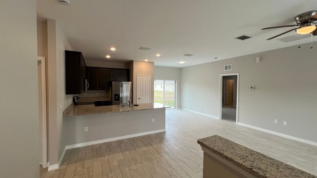 Building Photo - Stunning 3-Bed, 2-Bath Home in Palm Bay!