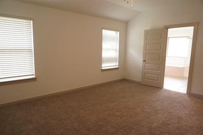 Building Photo - 3966 Canyon Shore Ln