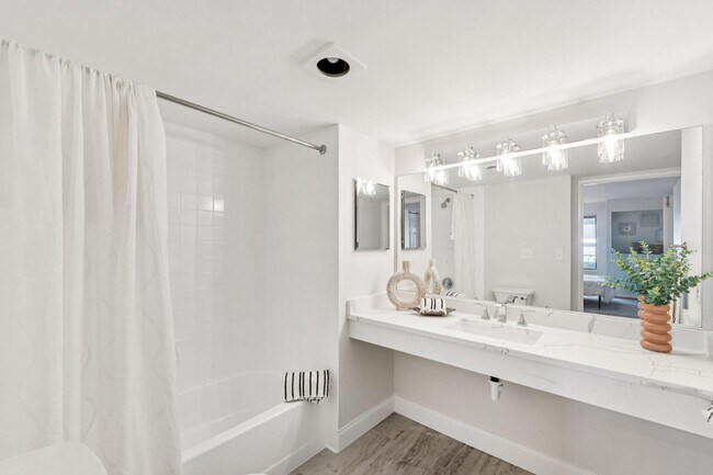 Building Photo - 2320 Wisconsin Ave NW