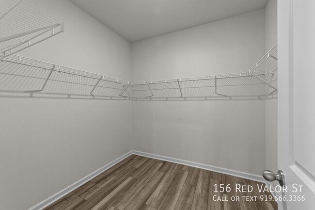 Building Photo - 156 Red Valor St