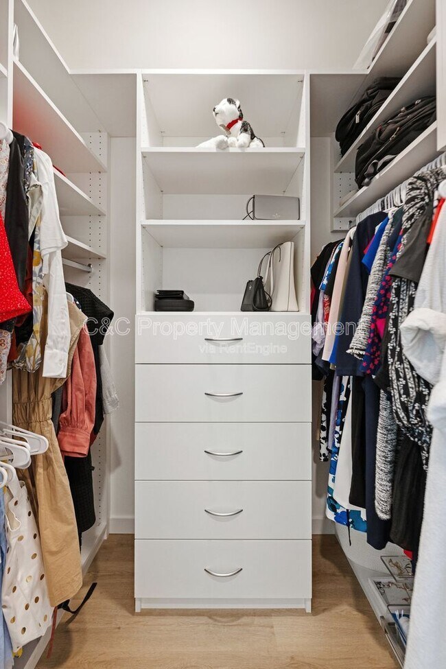 Building Photo - 52 Kirkwood Ave