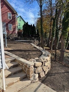 Building Photo - 10 Moulton Ct