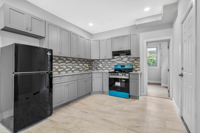 Building Photo - 2418 N 16th St