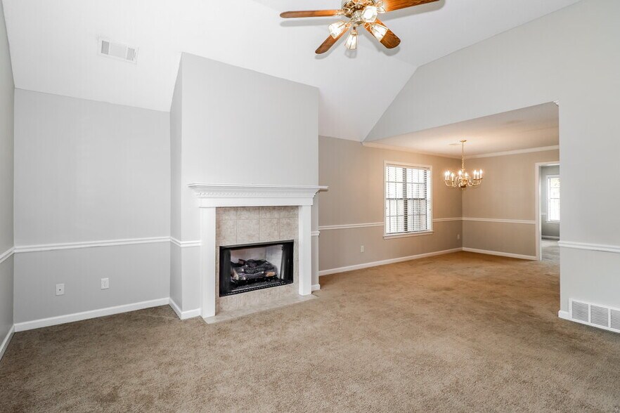 Building Photo - 7973 Jills Creek Dr