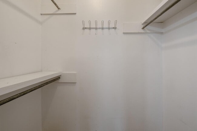 Building Photo - 3970 Loufield Dr