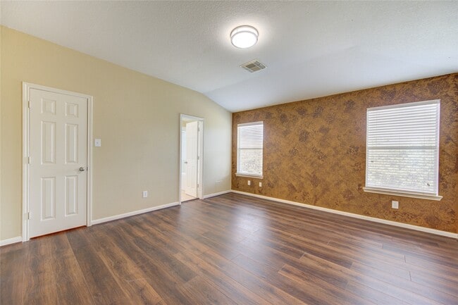 Building Photo - 5011 Moss Garden Ln