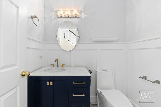 Building Photo - 2612 Lundquist Dr