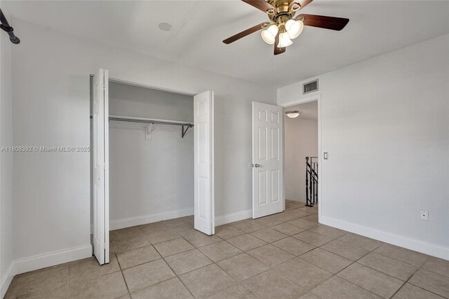 Building Photo - 4600 SW 67th Ave