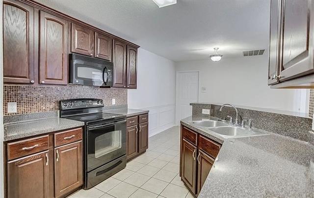 Building Photo - 6414 Valleybrooke Ct