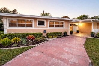 Building Photo - 19130 NW 5th Pl