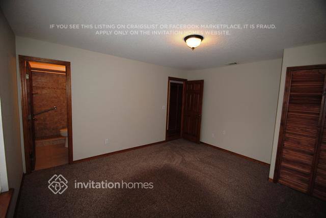 Building Photo - 2469 Sheffield Dr