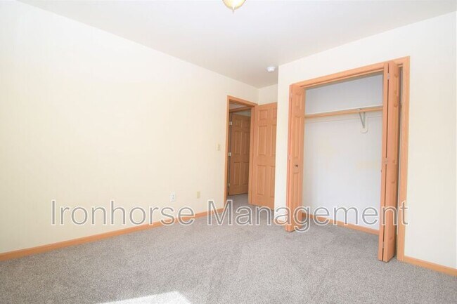 Building Photo - 2460 Wheeler Dr