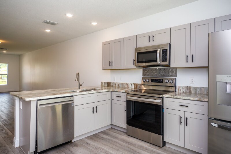 Building Photo - 309 Clermont Dr