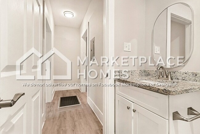 Building Photo - 1416 St Michael Ave